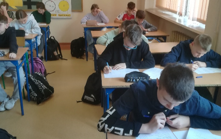 Zdjęcie do Wyniki Szkolnego Konkursu Matematycznego dla klas V &ndash; Rachmistrz